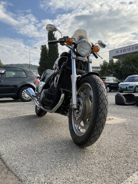 A vendre YAMAHA 1200 V-MAX 1993 d'occasion à Mougins